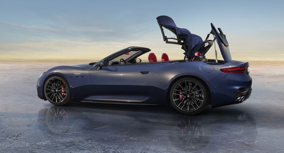 Medium-23996-MaseratiGranCabrioTrofeo