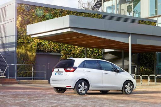 302605_2020_Honda_Jazz_e_HEV_Jazz_Crosstar_e_HEV