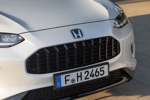 439979_2023_Honda_ZR-V_e_HEV_Advance