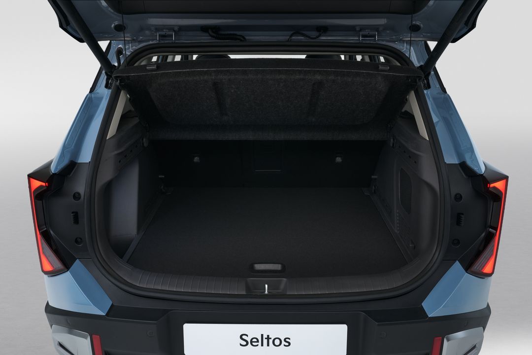 Original-31239-all-new-kia-seltos-ice-baseline-eu-pale-grey-26