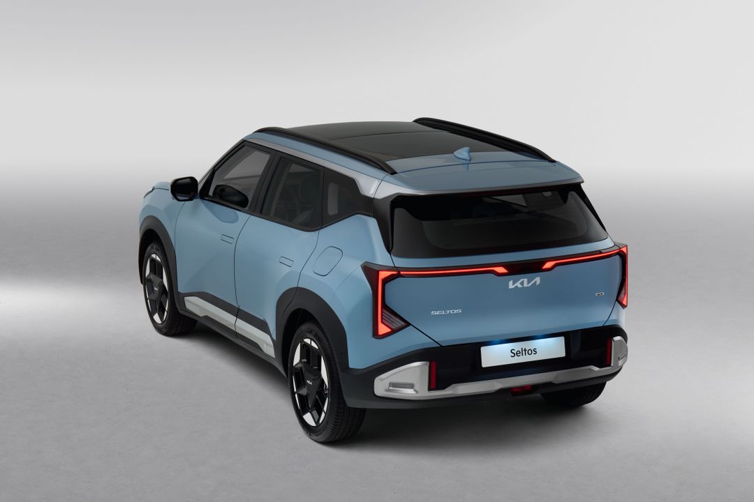 Original-31261-all-new-kia-seltos-ice-baseline-eu-pale-grey-4