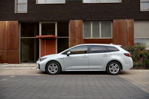 SUZUKI KARTE-1627_sRGB