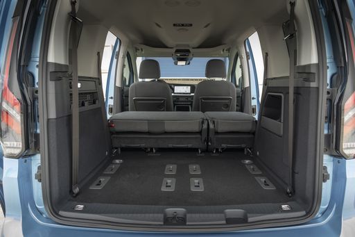 2022_FORD_TOURNEOCONNECT__ACTIVE__INT_31