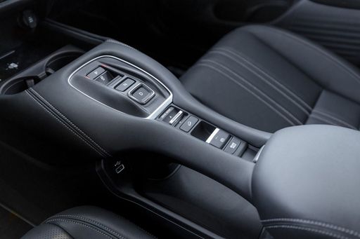 439986_2023_Honda_ZR-V_e_HEV_Advance