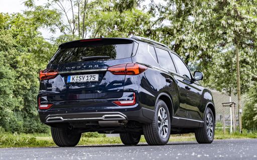 SsangYong_Motors_Deutschland_Rexton_2021_Heckansicht_300dpi