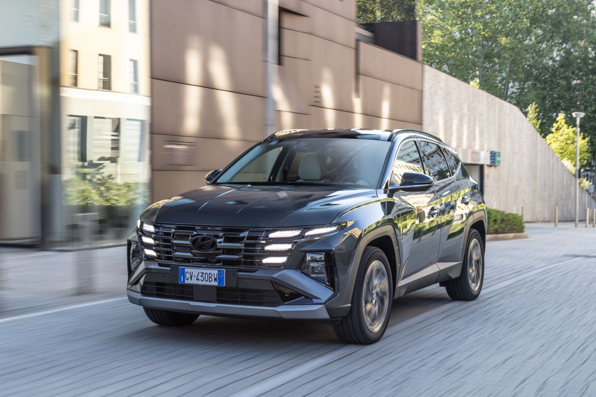 hyundai-tucson-tekniska-data-versioner-och-priser-driveduel-sverige