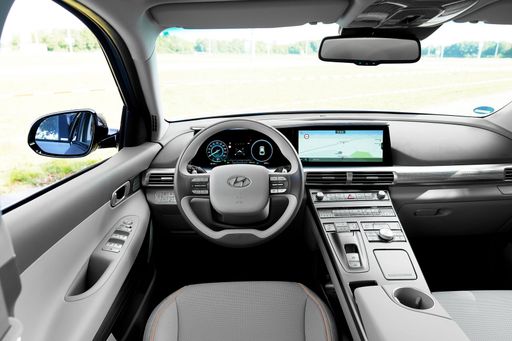 hyundai-nexo-iaa-2021-shooting-innen-05_jpg