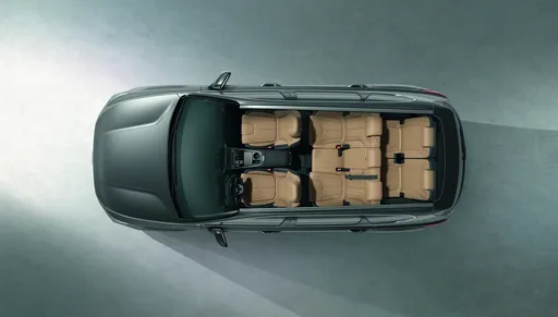 SantaFe_Seven_MY21_Innenraum_Vogelansicht_UEbersicht_jpg