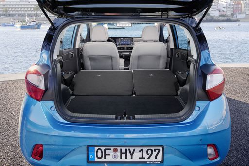 hyundai-i10-0120-aqua-turquoise-trunk-04