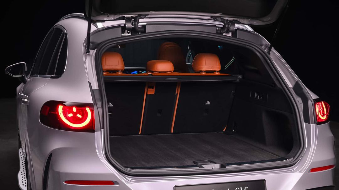 mercedes-glc-eq-2025 (7)