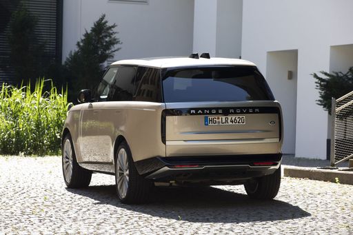Range_Rover_Batumi_Gold_D350_First_Edition_7354