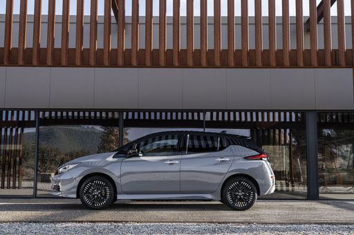 Nissan_Leaf_2022_4.JPG-source