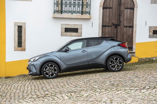 64421-c-hr-grey-2020-32-web-lr