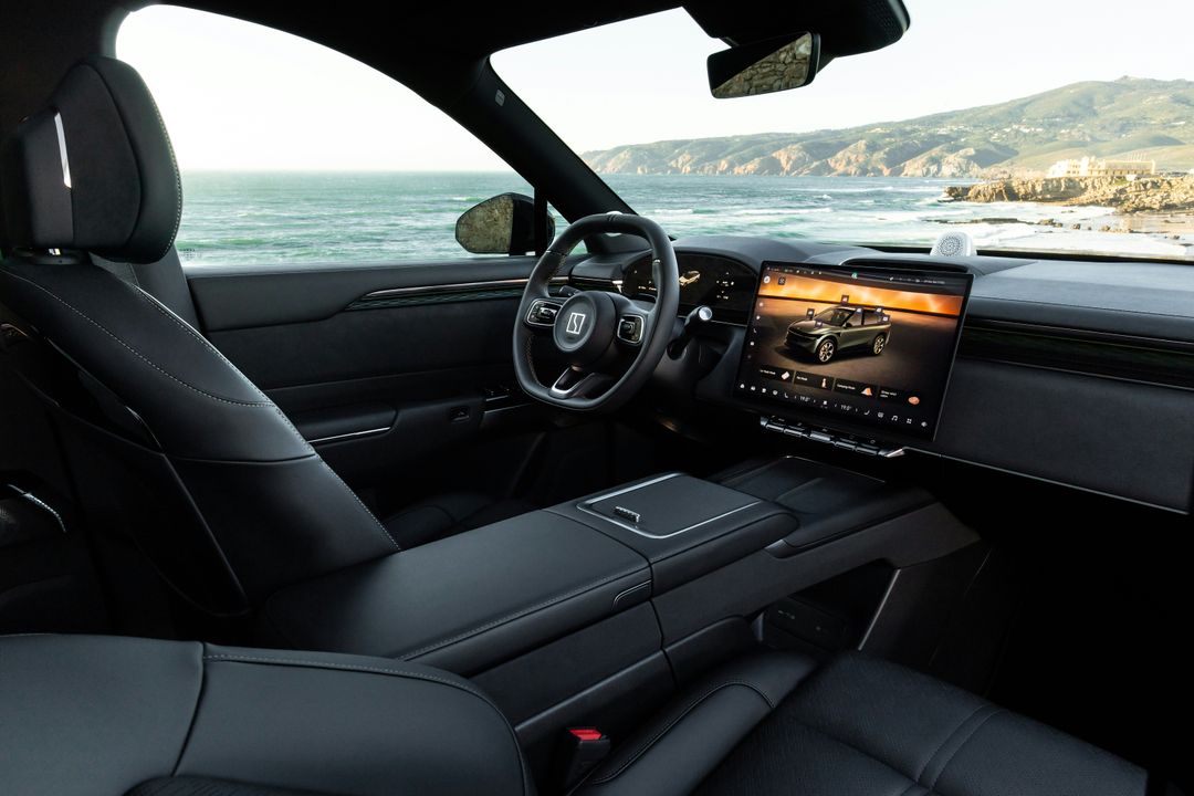 1744546124-zeekr_7x_interior_001-1