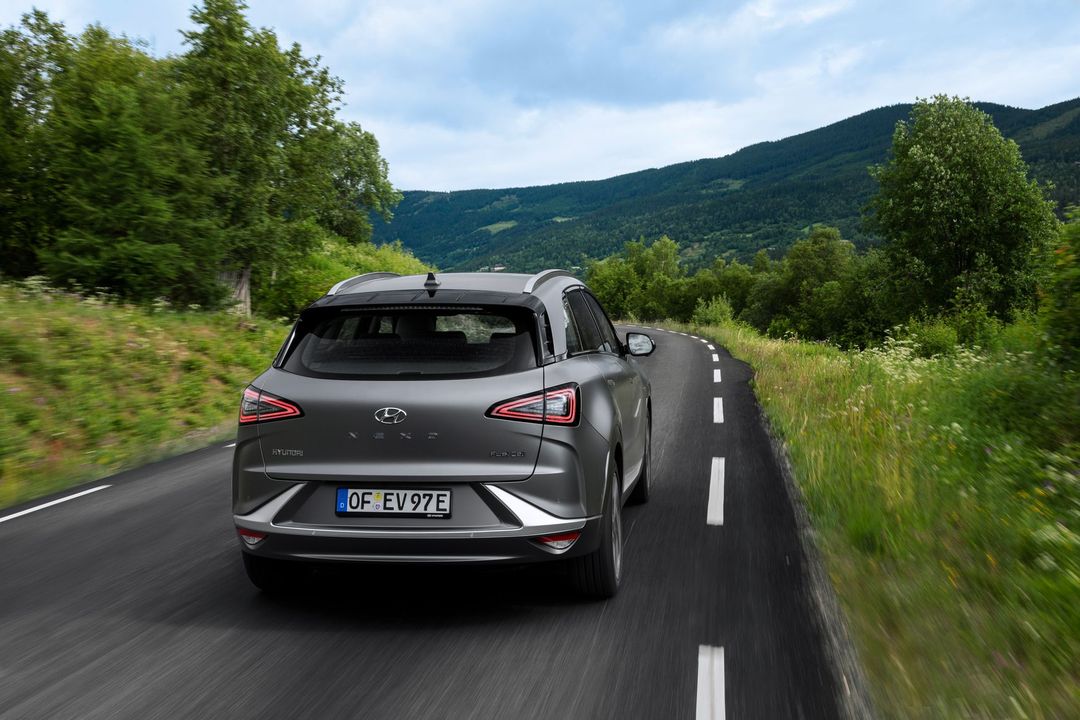 hyundai-nexo-july2018-08-exterior_jpg