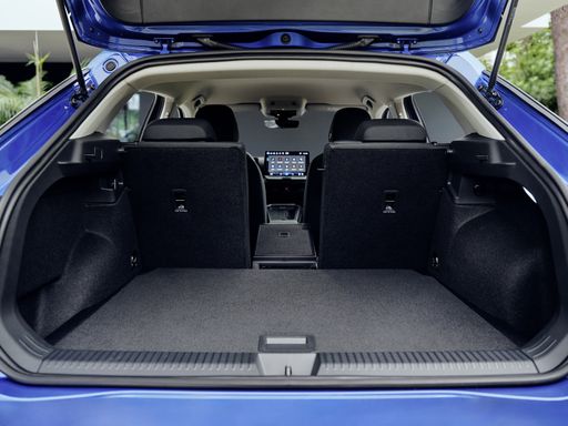 DB2025AU01844_medium