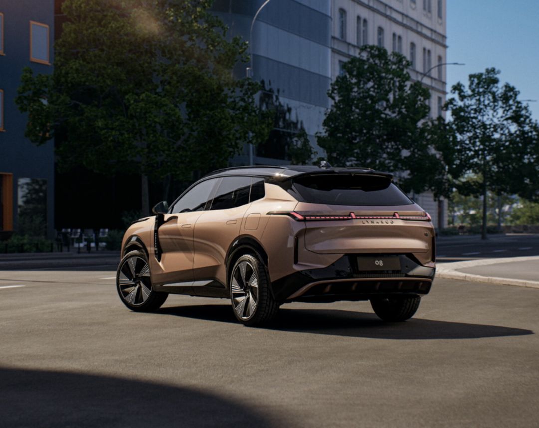 578824-LYNKCO_08EU_rear-eccb64-original-1740403367